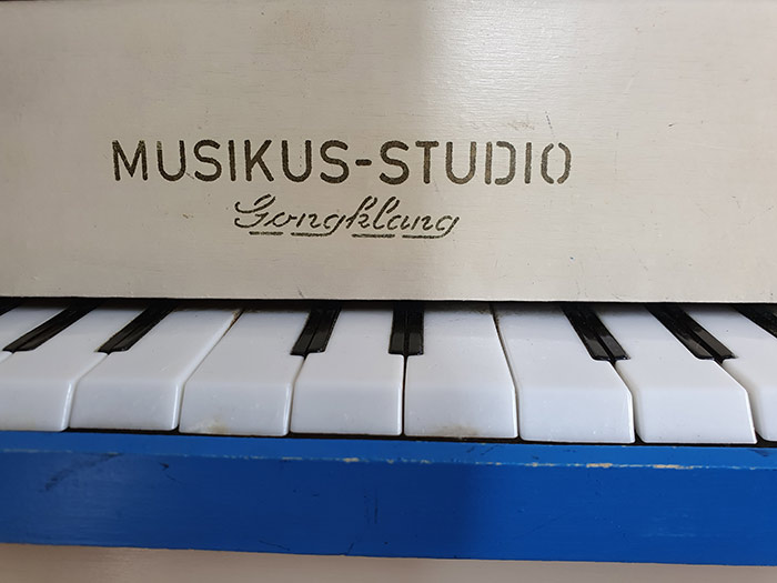 Toypiano Musikus-Studio Gongklang, Pianino-Form